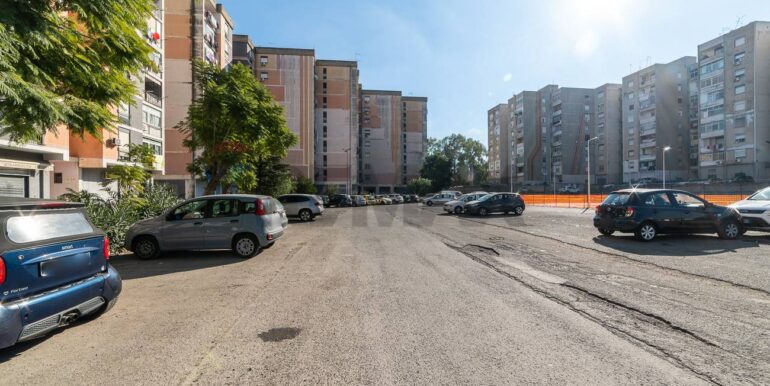 20251214185106-975587-3