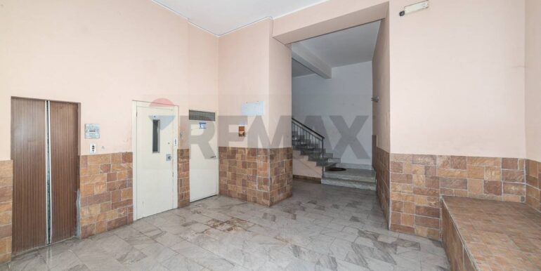 20251214185126-975587-7