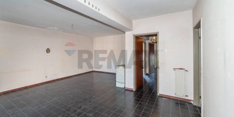 20251214185151-975587-13