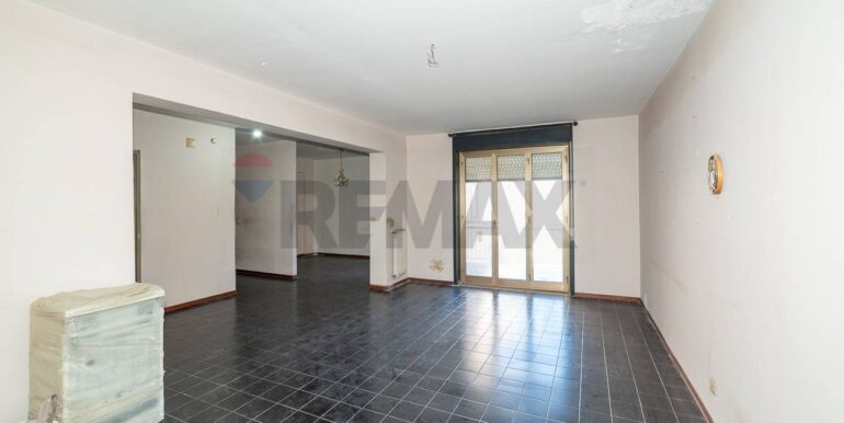 20251214185202-975587-16