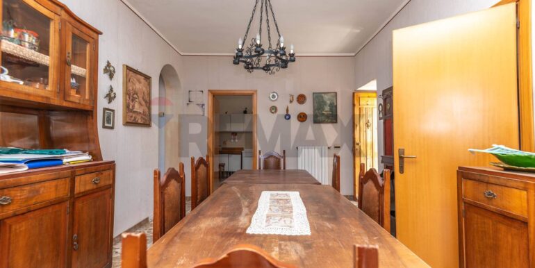 20251214192400-1010531-1