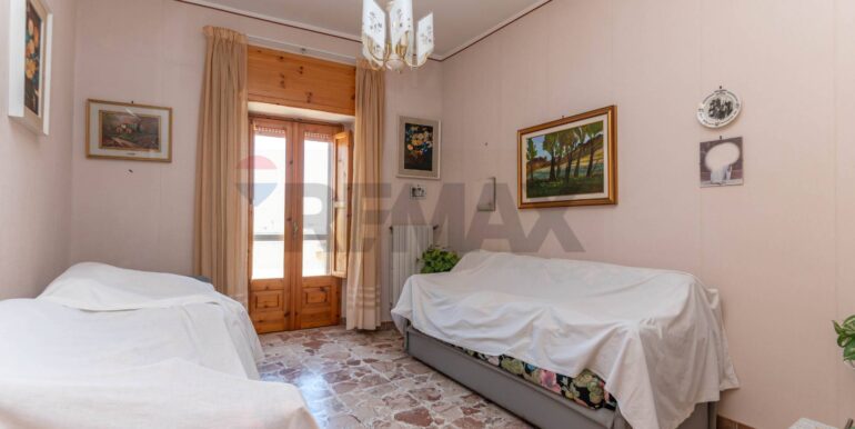 20251214192401-1010531-7