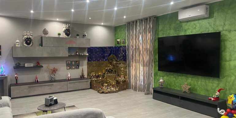 20251215115107-1010572-11