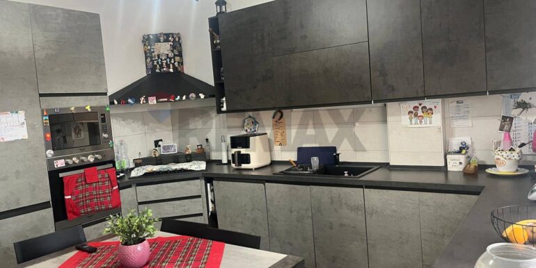 20251215115112-1010572-13