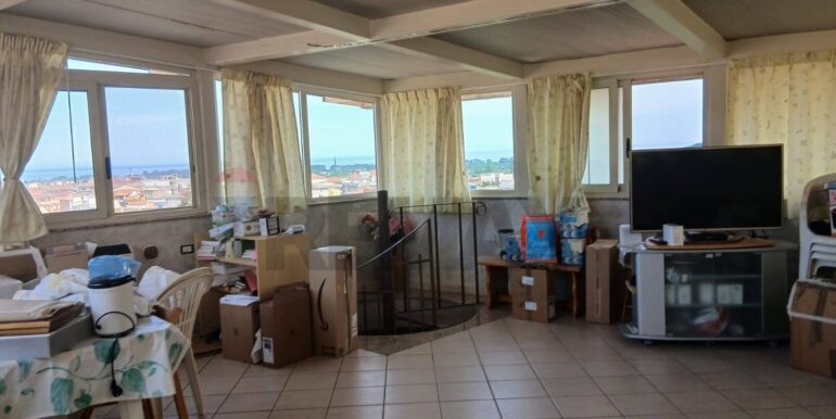 20251215163406-1010649-7