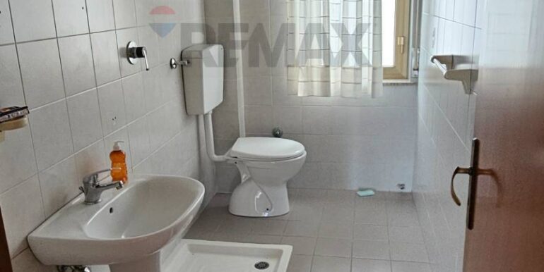 20251215203635-1010716-4