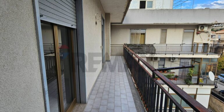 20251215203651-1010716-10