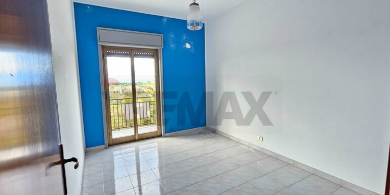 20251215203703-1010716-15