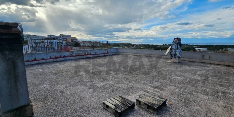 20251215203711-1010716-18