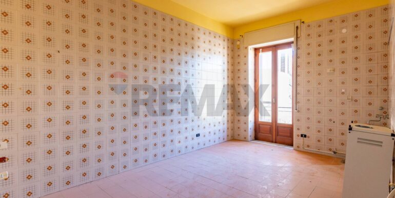 20251215223228-1010721-18