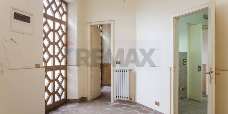 20251216115748-1010775-12