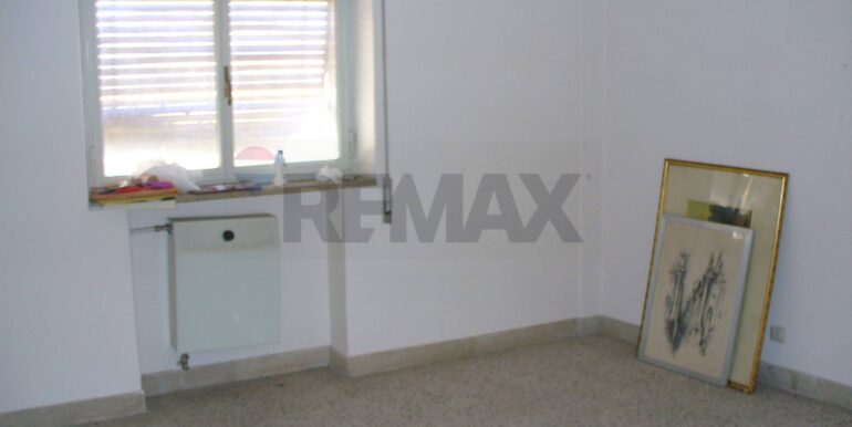 20251216122401-1010792-9