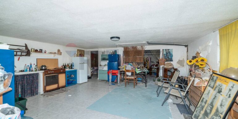 20251217124235-1010702-18