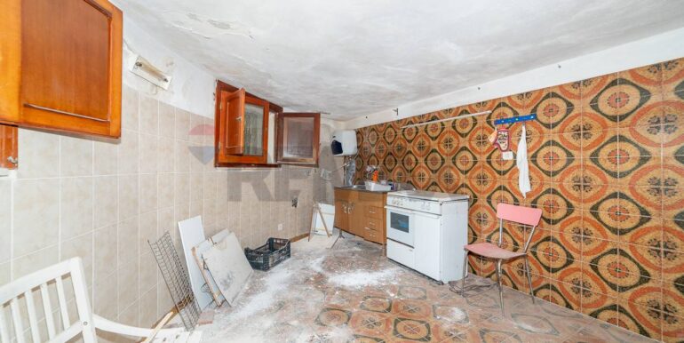 20251217124251-1010702-23