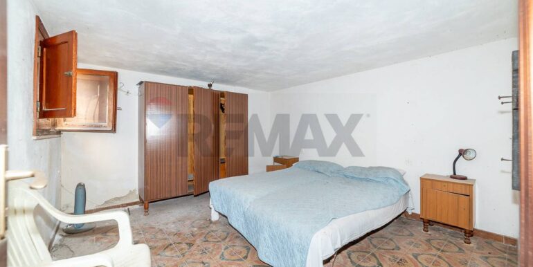 20251217124257-1010702-25