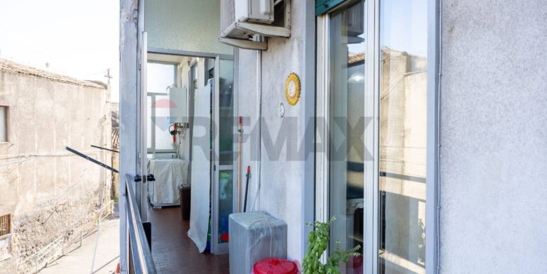 20251217193341-1011229-14