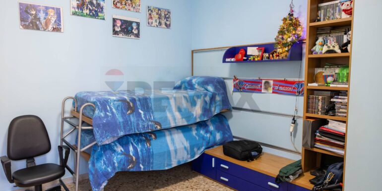 20251217193350-1011229-17