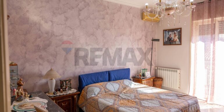 20251217193358-1011229-20