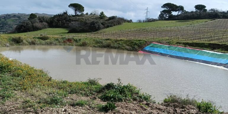 20251218113201-863699-40