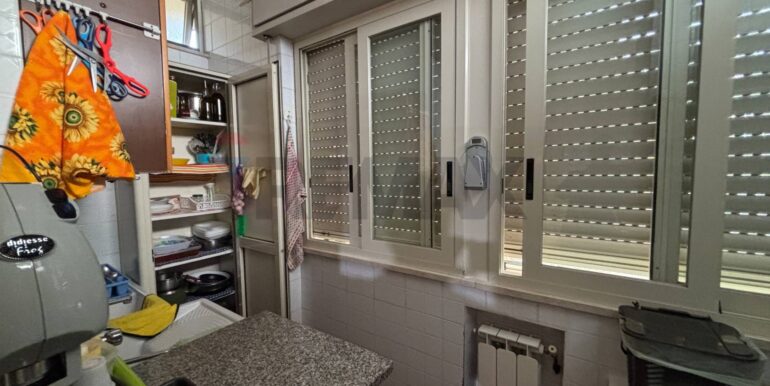 20251218124744-1010657-10