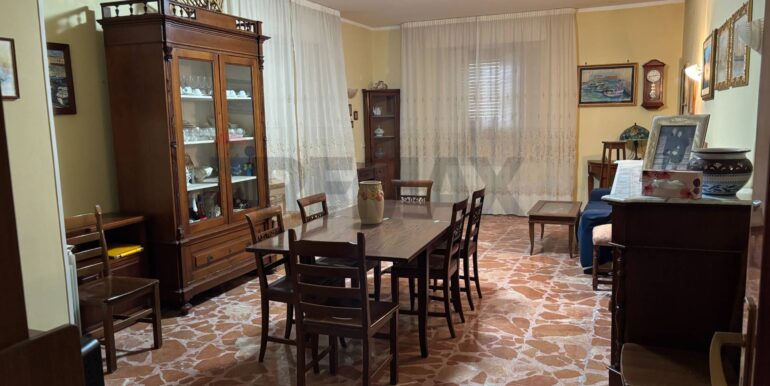 20251218124856-1010657-14