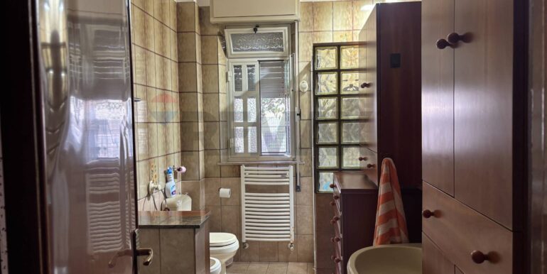 20251218124904-1010657-16