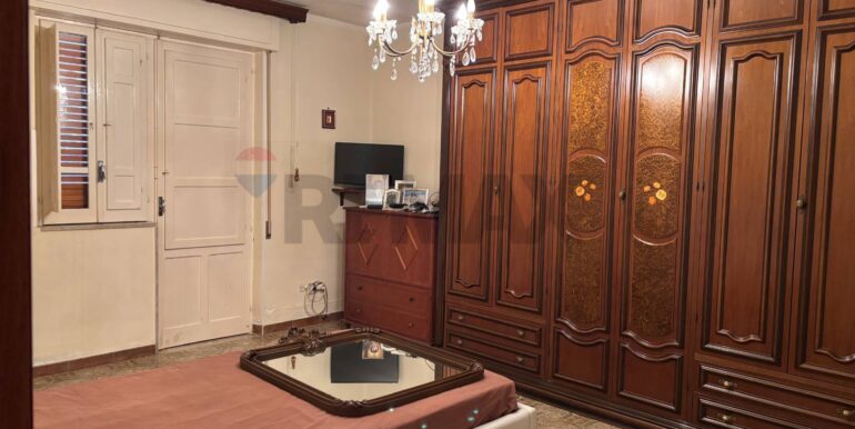 20251218124911-1010657-18