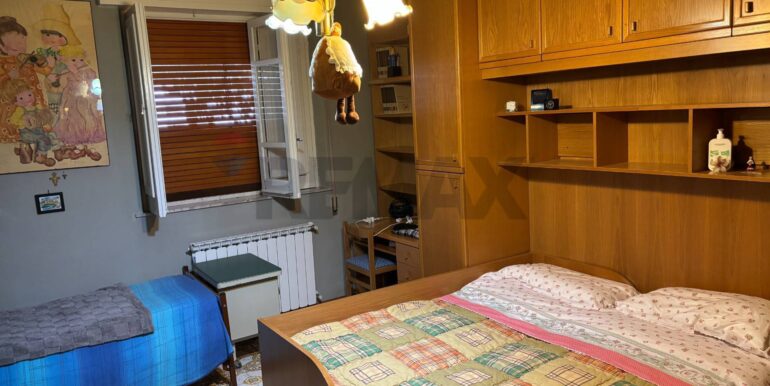 20251218124930-1010657-23