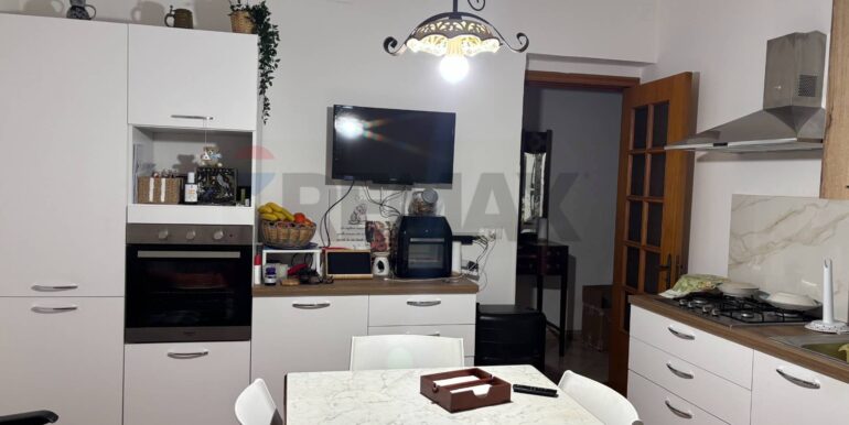 20251218124938-1010657-25