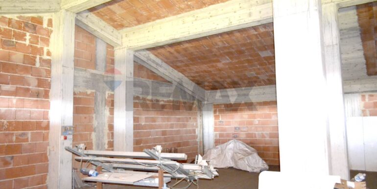 20251218172314-1011332-2