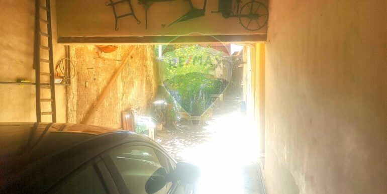 20251219112901-1011431-9