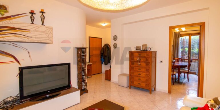 20251219131101-1008579-10