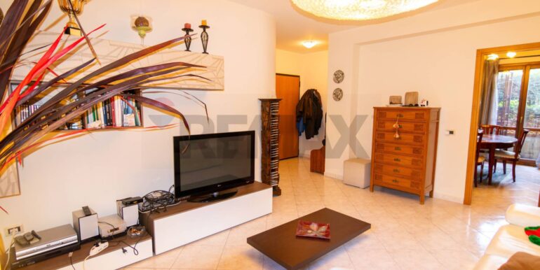 20251219131106-1008579-11