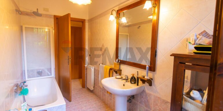 20251219131129-1008579-15