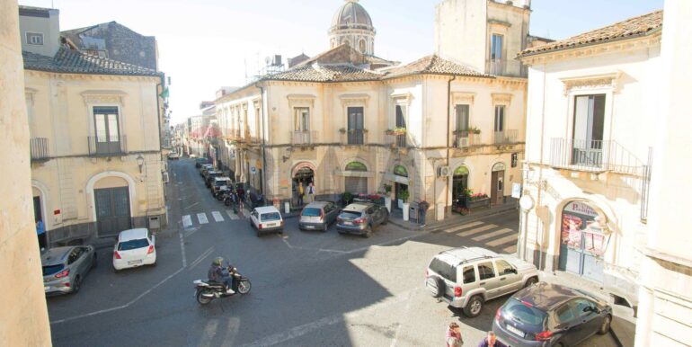 20251219175212-1011504-3