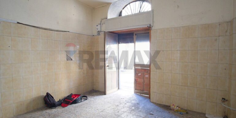 20251219175244-1011504-9