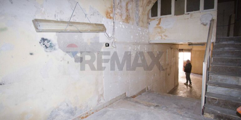 20251219175259-1011504-12