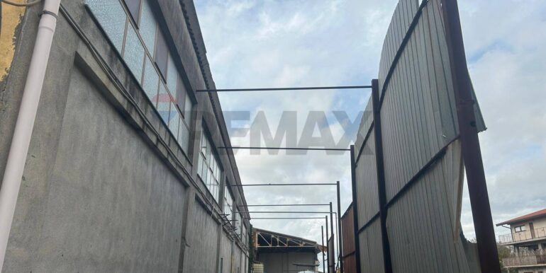 20251219183059-1011525-2