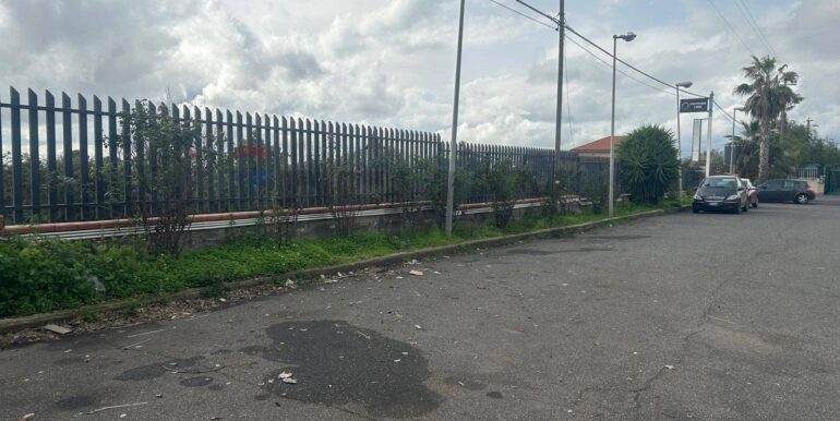 20251219183059-1011525-4