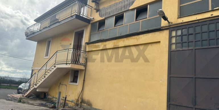 20251219183100-1011525-6