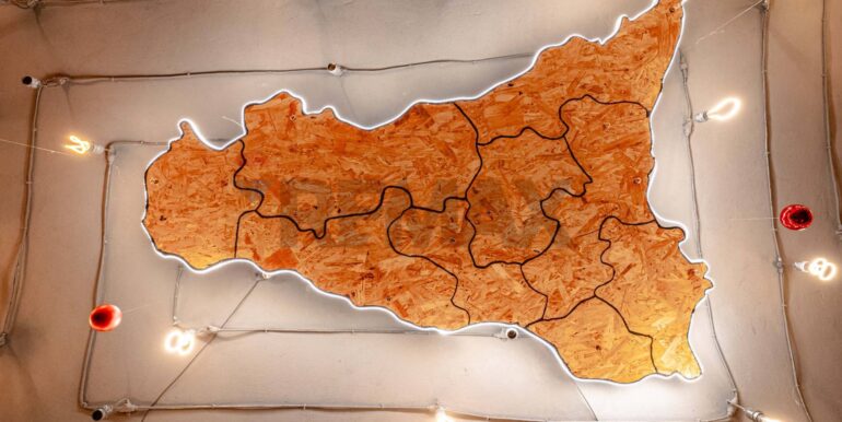 20251221181040-1011584-8