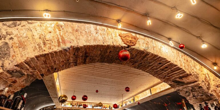 20251221181043-1011584-9