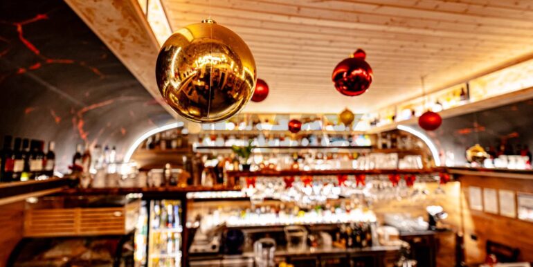 20251221181049-1011584-11