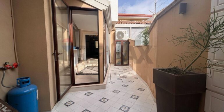 20251222165954-1012094-12