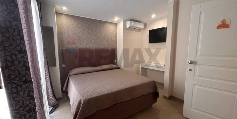 20251222165956-1012094-18