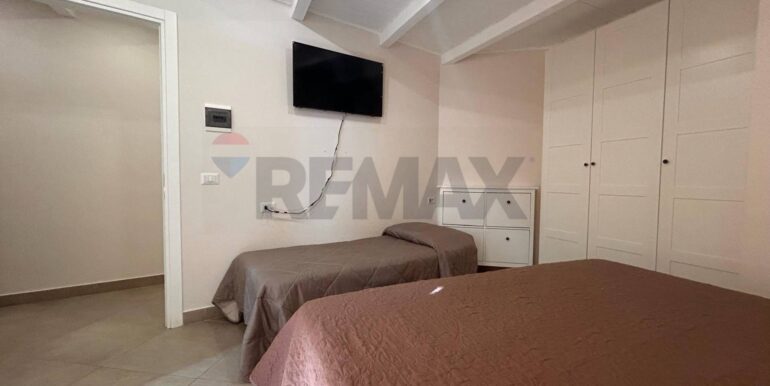 20251222165958-1012094-31