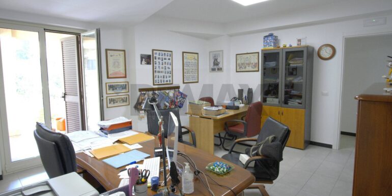 20251229175158-1012699-3