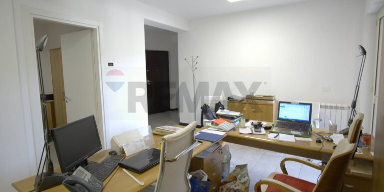 20251229175159-1012699-12