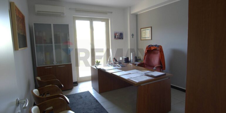 20251229175501-1012701-3