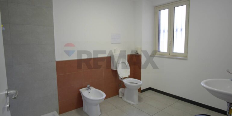 20251229175503-1012701-13